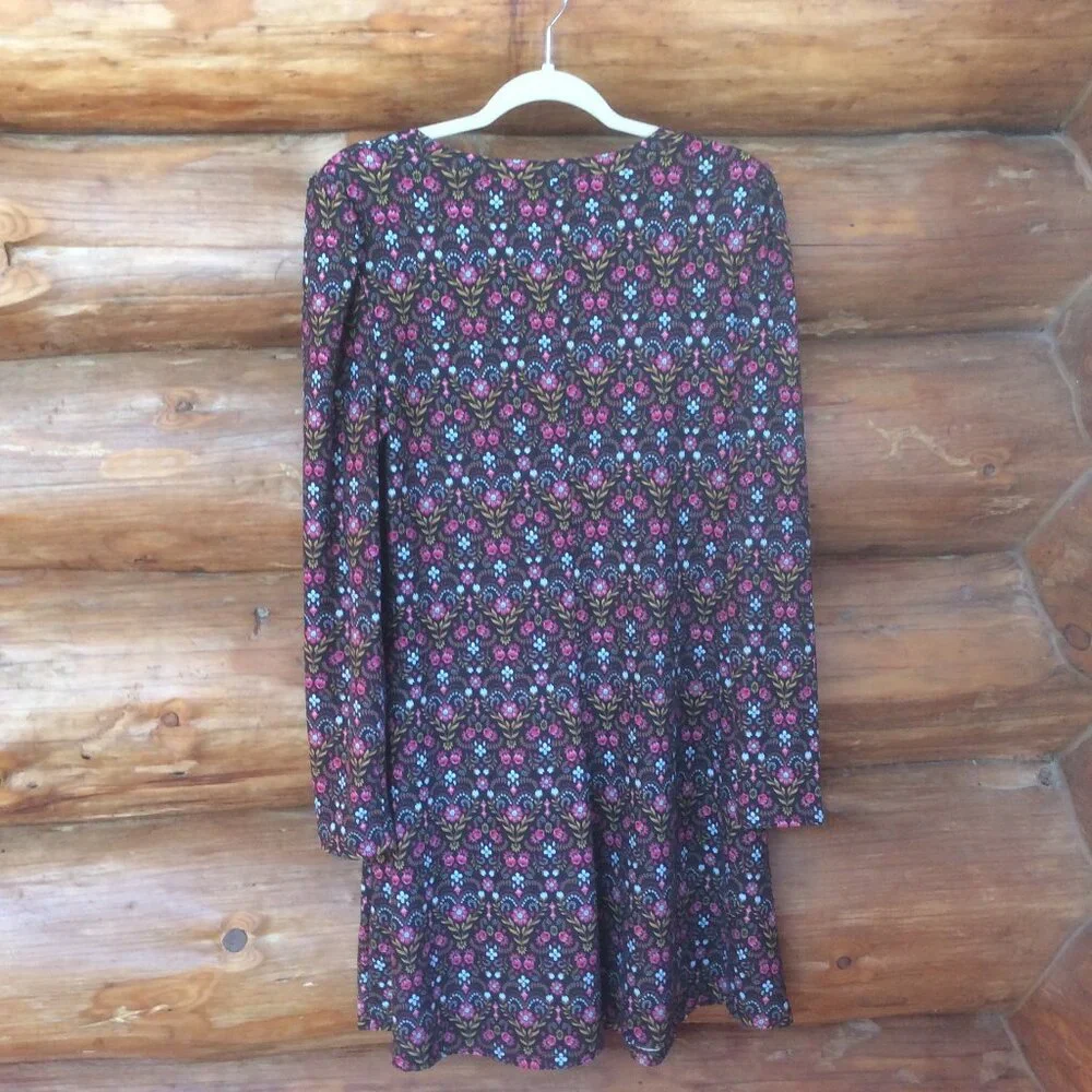 SO Floral Print Scandi Girl Whimsy Swing Dress Size Large - Picture 6 of 6